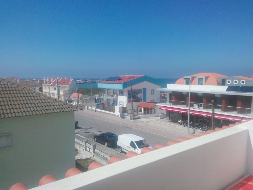 Hotel Baleal Spot Ruang foto
